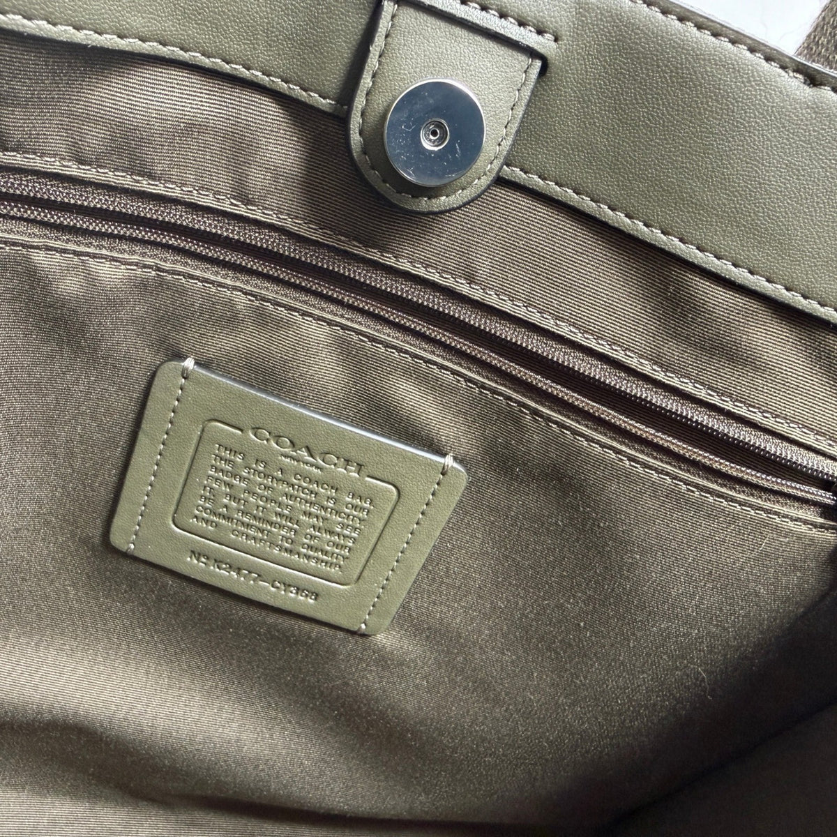 Coach Smith Tote Olive Drab Signature Jacquard Leather Crossbody CY367