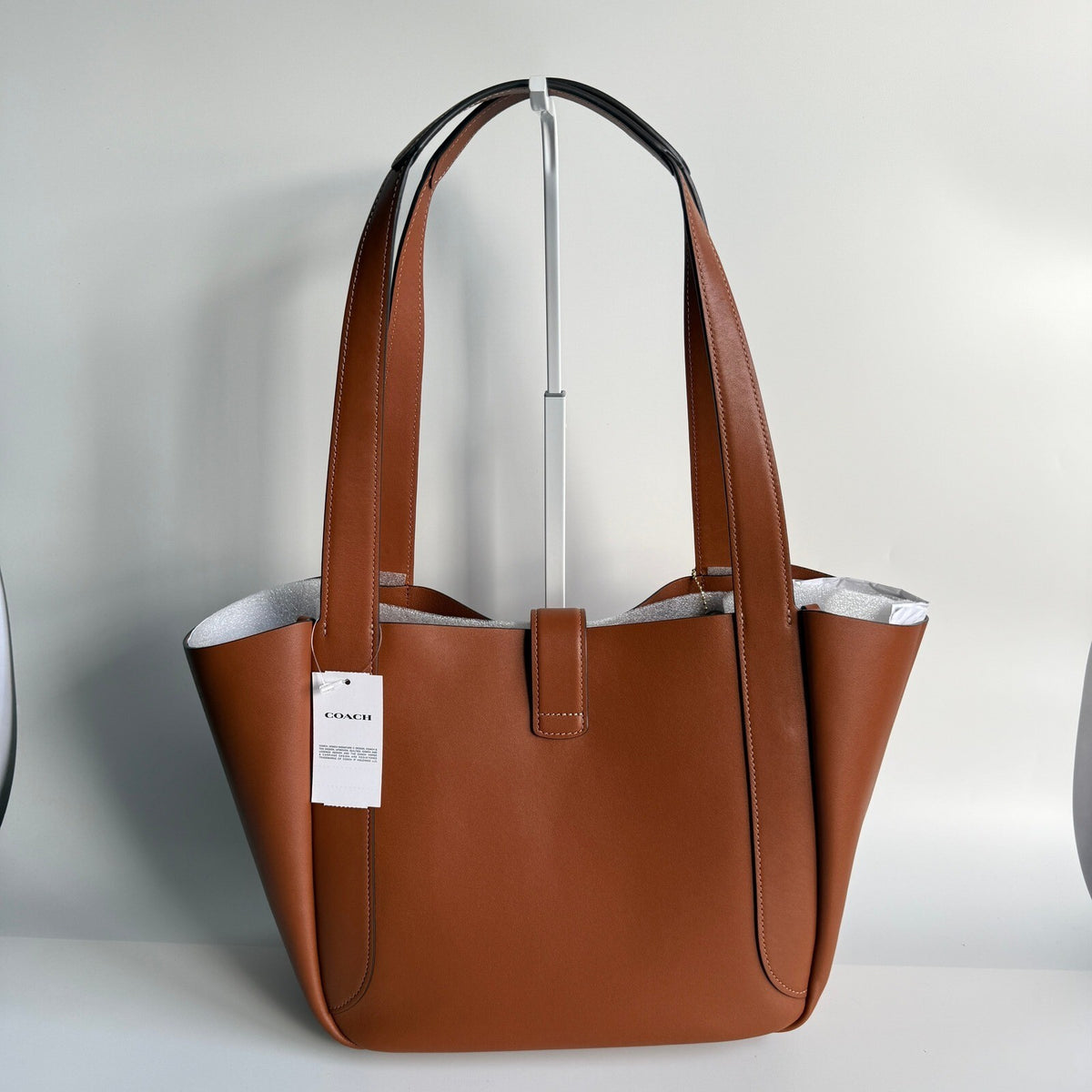 Coach Hadley Turnlock Tote Tan Gold Leather Bag CBH00