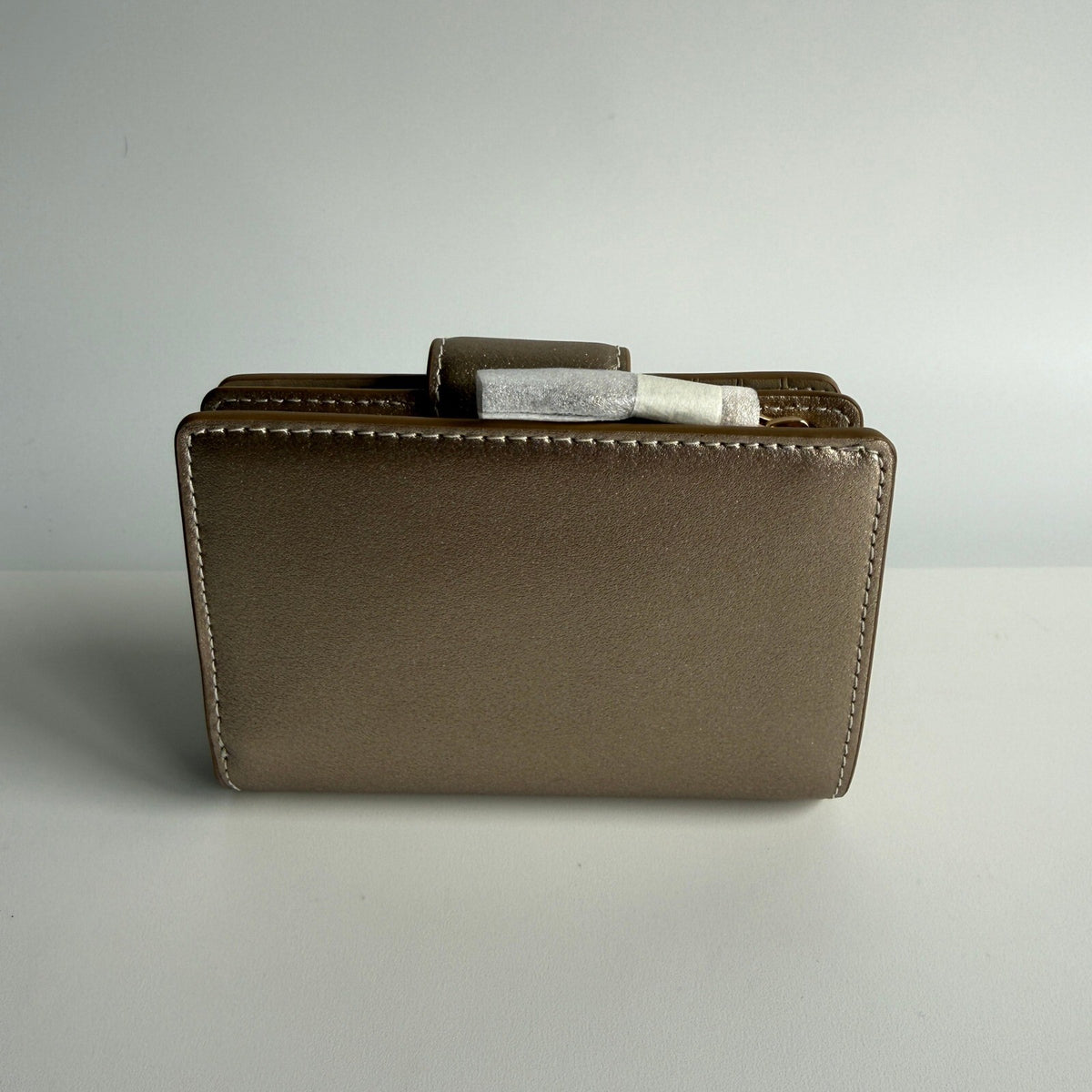 Coach Medium Corner Zip Wallet Light Champagne Pearlized Leather CW528