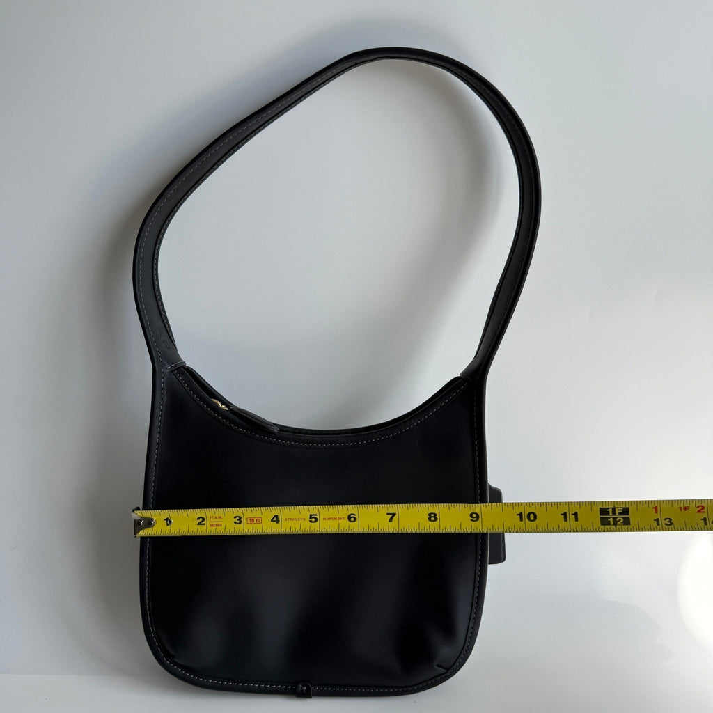 Coach Curve Zip Shoulder Bag Black Glovetanned Leather CAF110