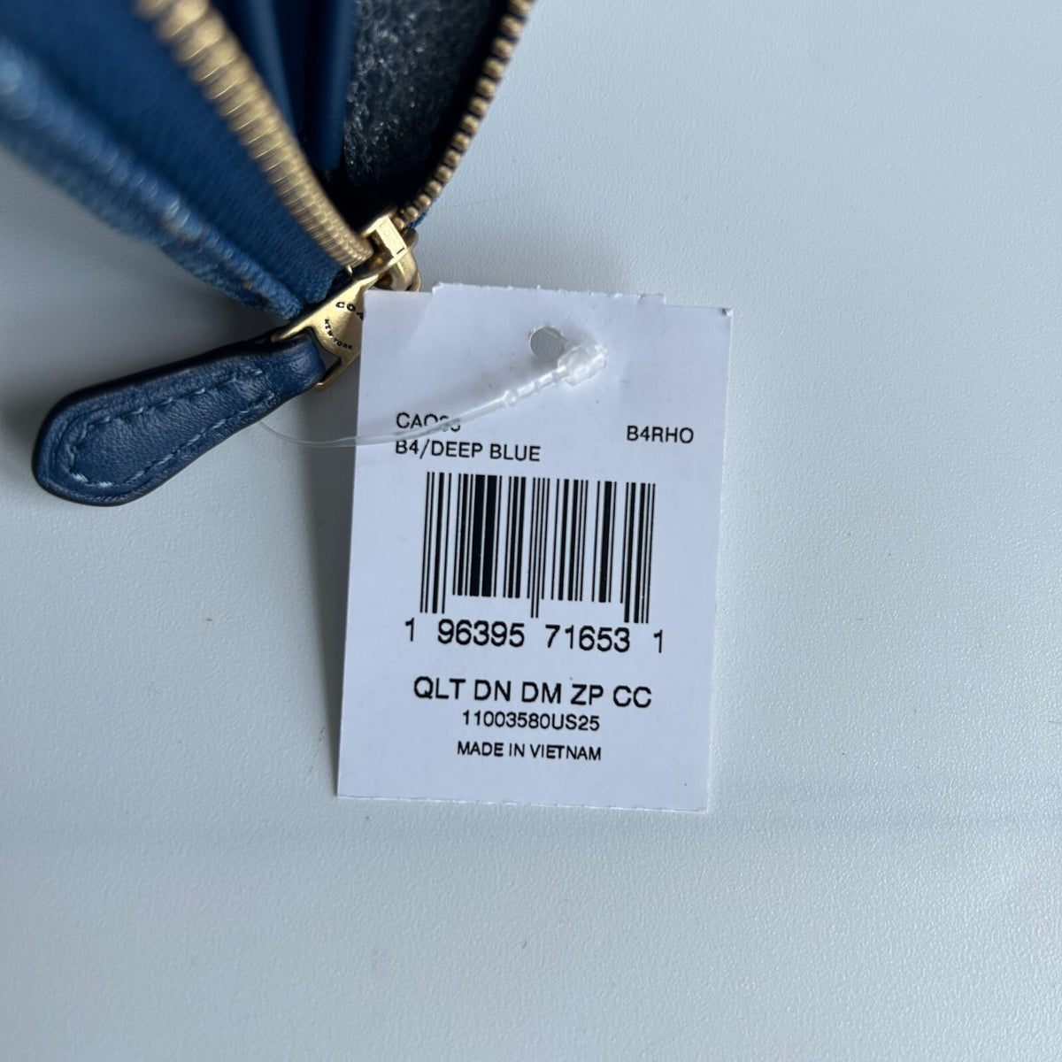 Coach Zippy Coin Case Deep Blue Quilted Denim Wallet CA033