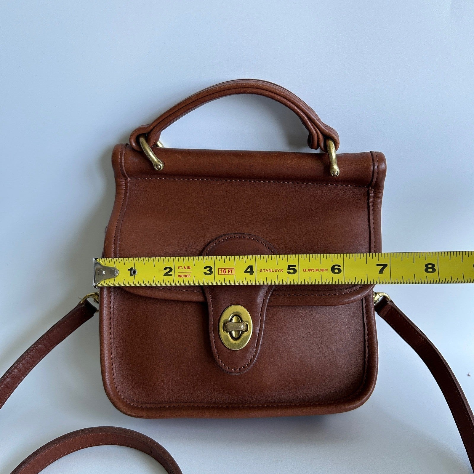 Coach Winnie 9023 British Tan Leather Crossbody Bag Good