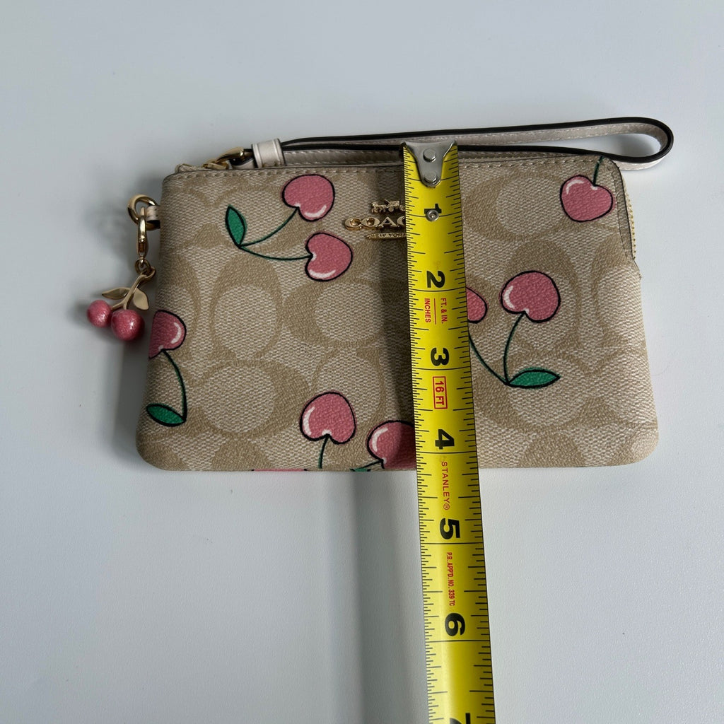 Coach Corner Zip Wristlet Khaki Pink Heart Cherry Canvas Leather Excellent