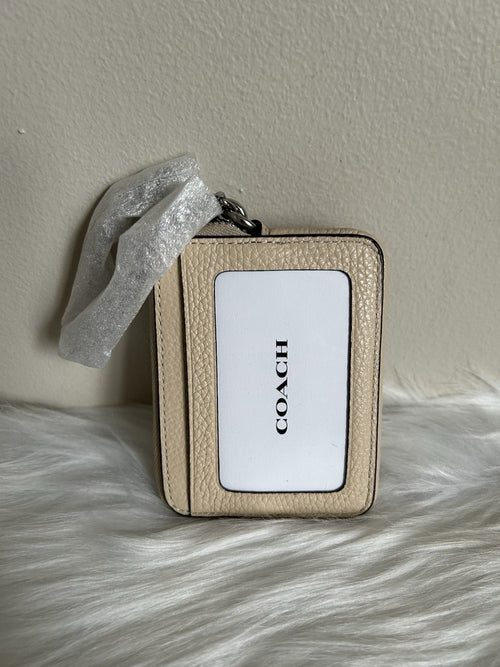 Coach 6303 Ivory Pebbled Leather Zip Card Case NWT