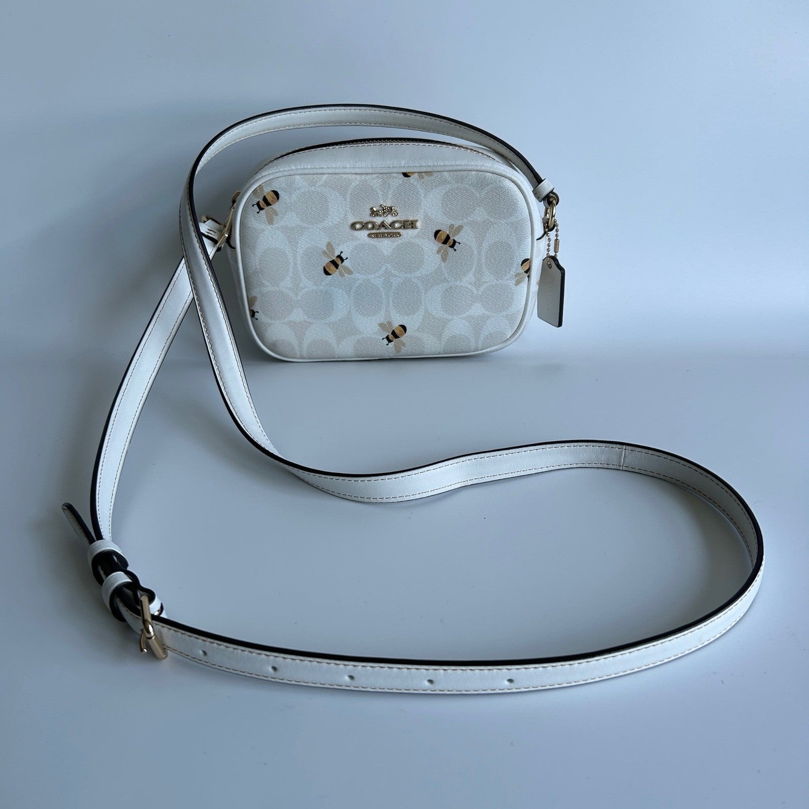 Coach Jamie Camera Bag Chalk White Bee Signature Canvas Leather Crossbody Good