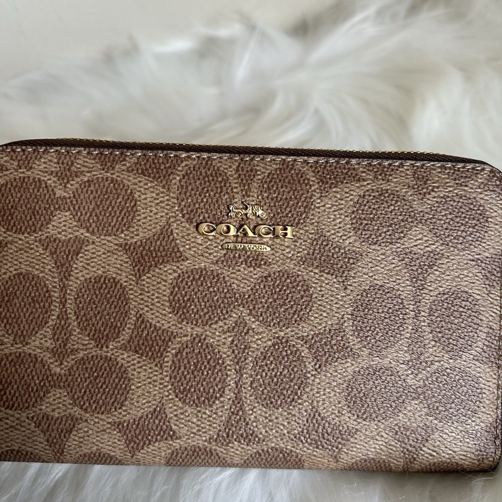 Coach Medium Id Zip Wallet Tan Brown Signature Canvas CW781 NEW