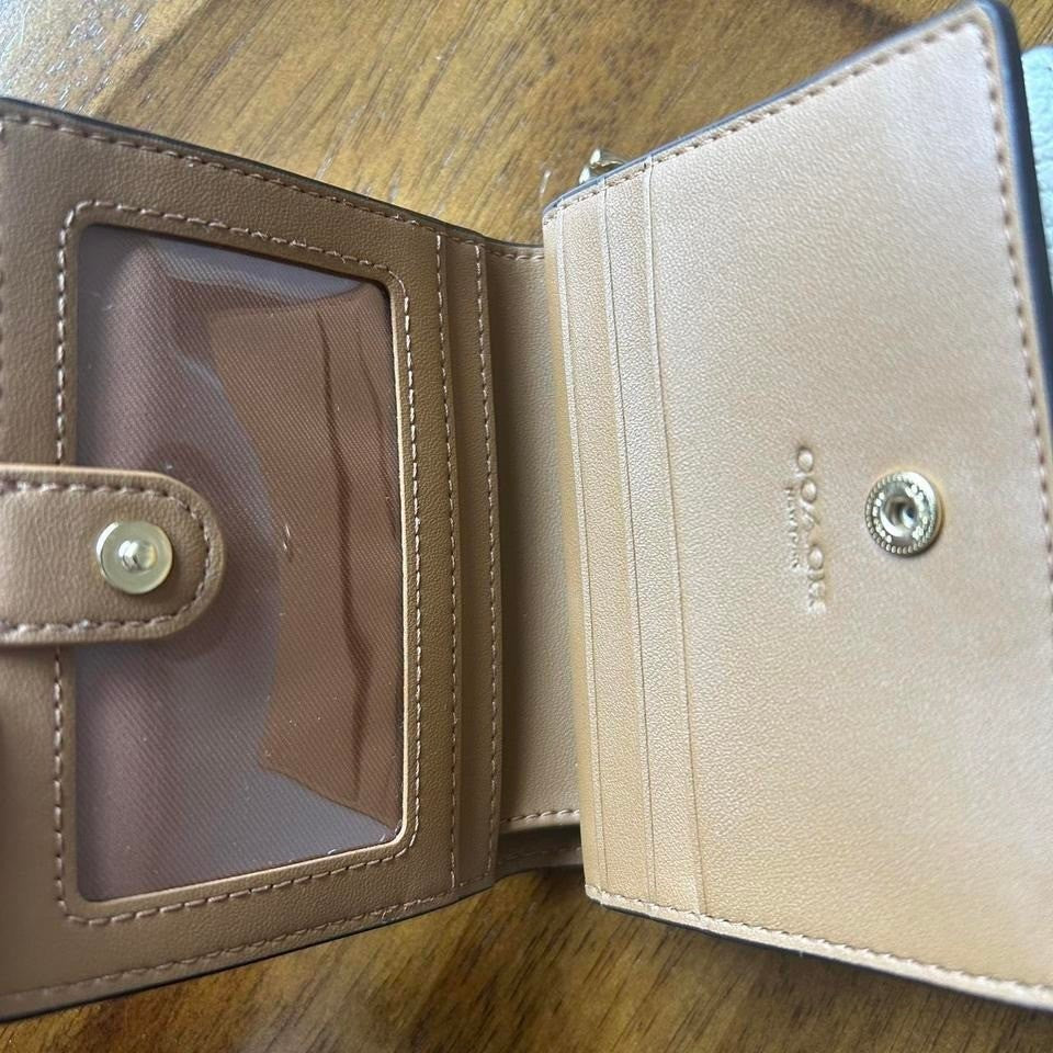 Coach Snap Wallet in Pebble Leather White C2862 Small Bifold Coin Purse