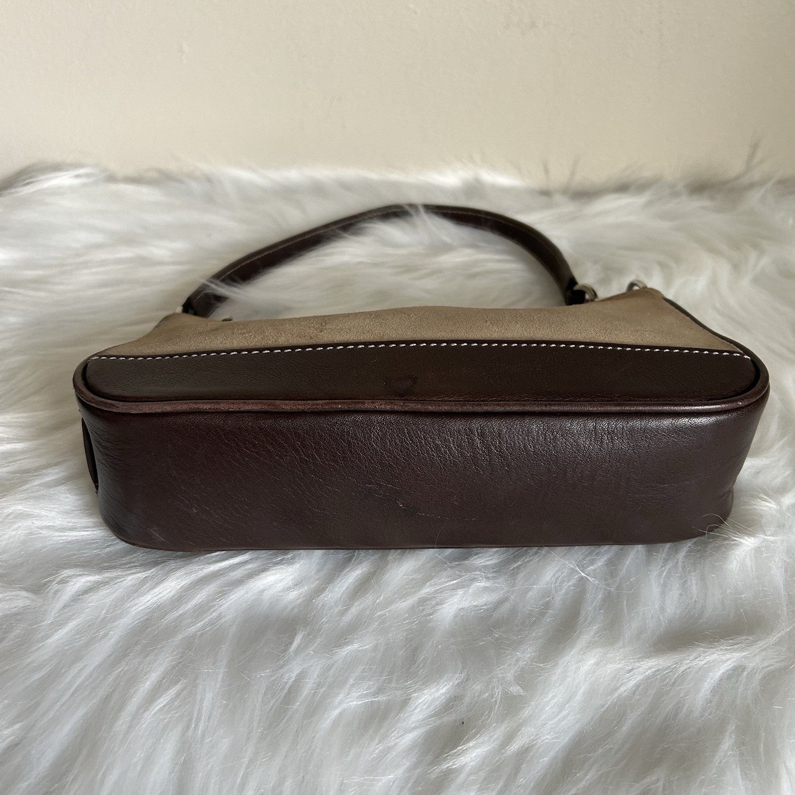Coach Vintage Hampton Demi 7753 Tan Suede Brown Leather Baguette Bag Good