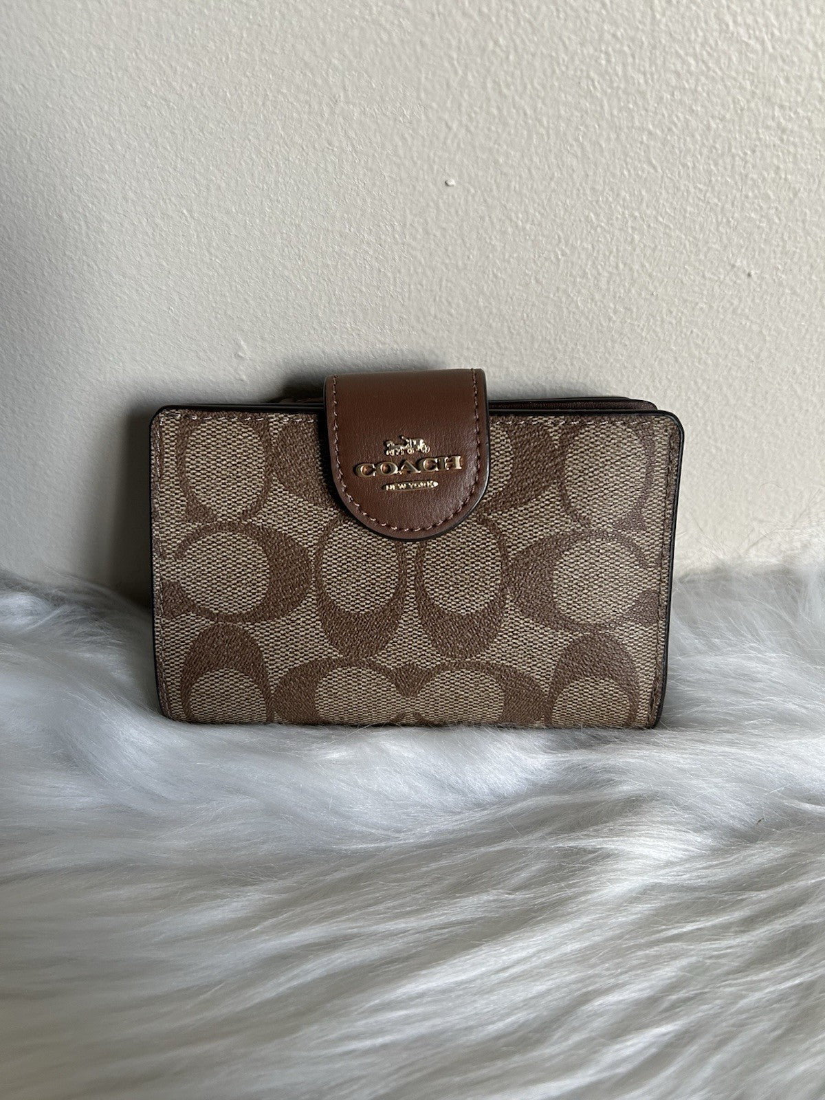 NWT Coach  Medium Corner Zip Wallet Signature Canvas Khaki Saddle 2