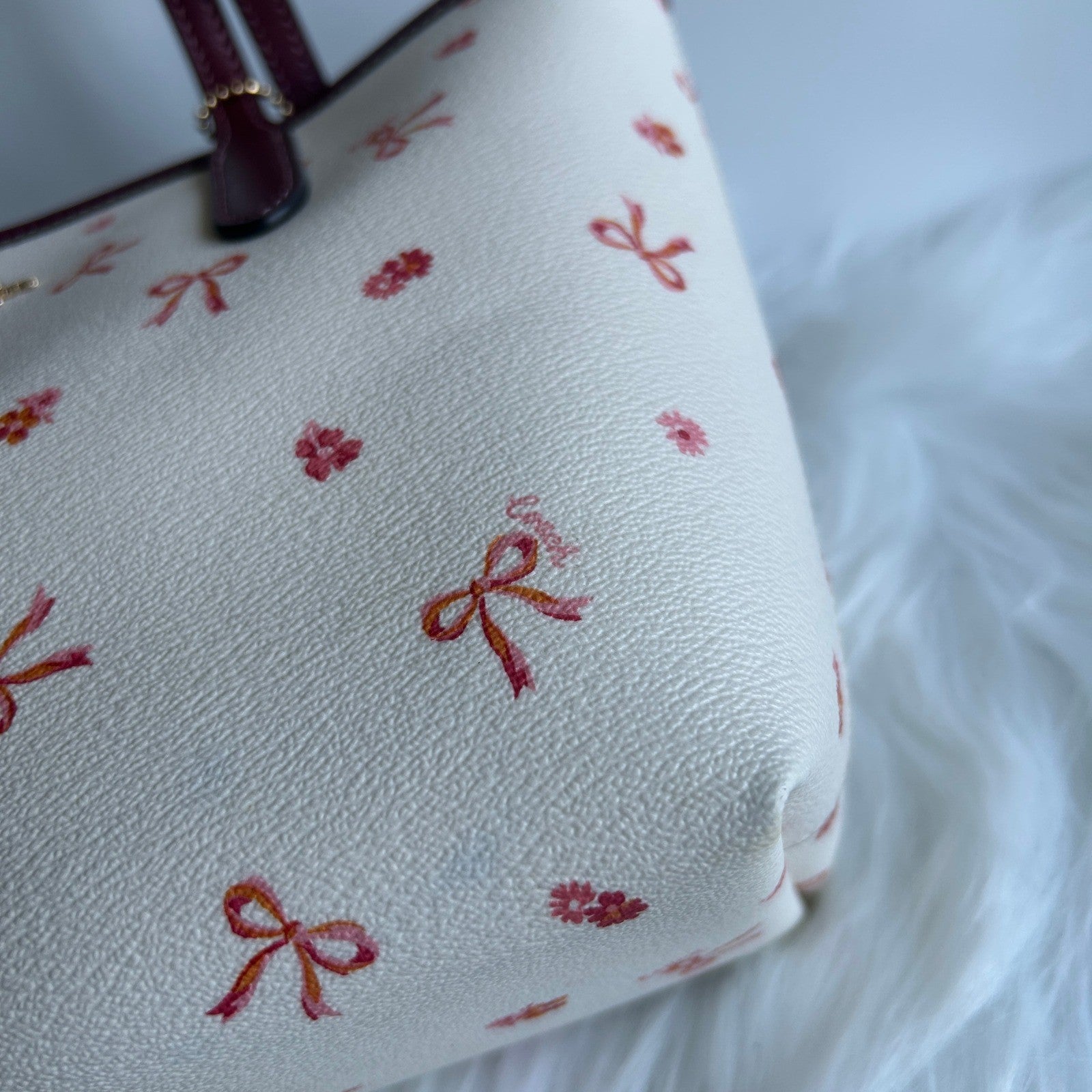 Coach Mini City Tote Chalk White Bow Floral Leather Shoulder Bag Good