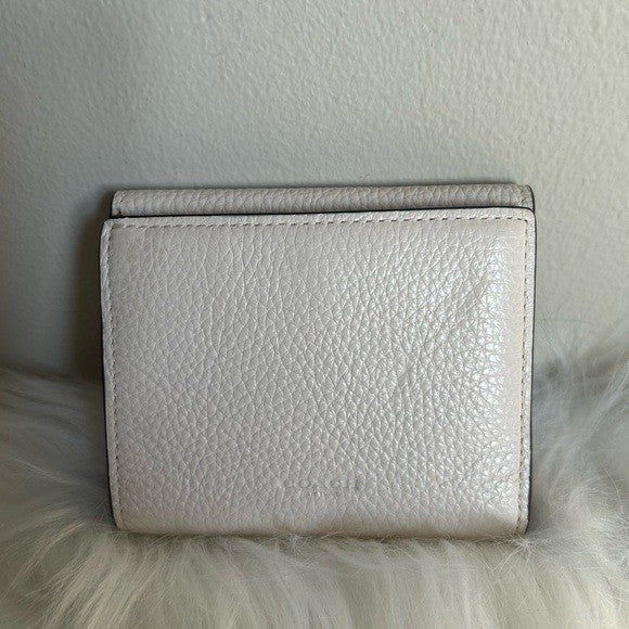 Coach Georgie Small Wallet Chalk White Pebble Leather Signature Canvas 6654