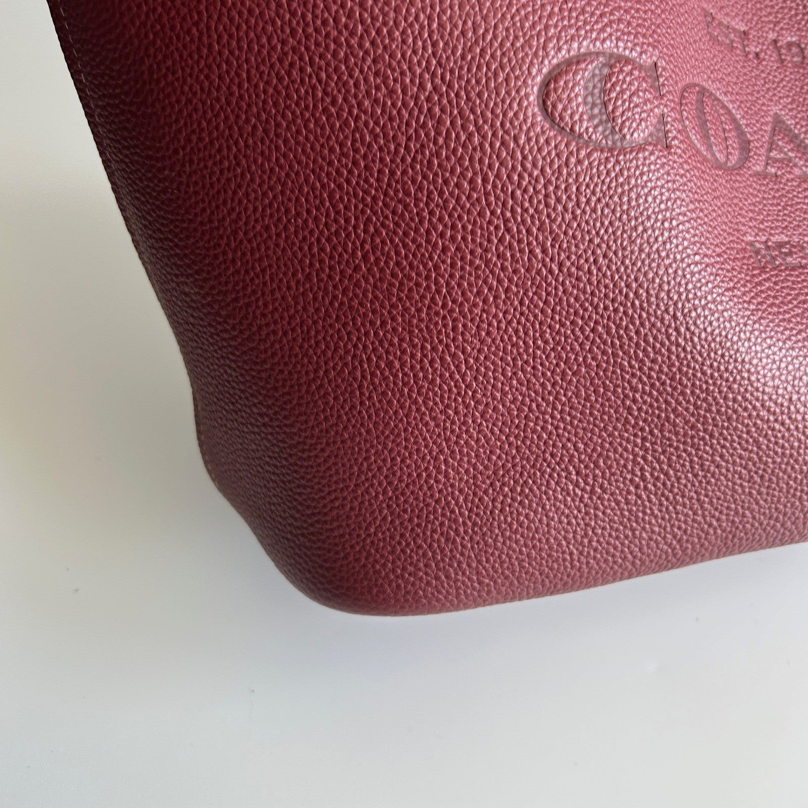 Coach Cameron Burgundy Pebbled Leather Tote Bag CC050 Excellent