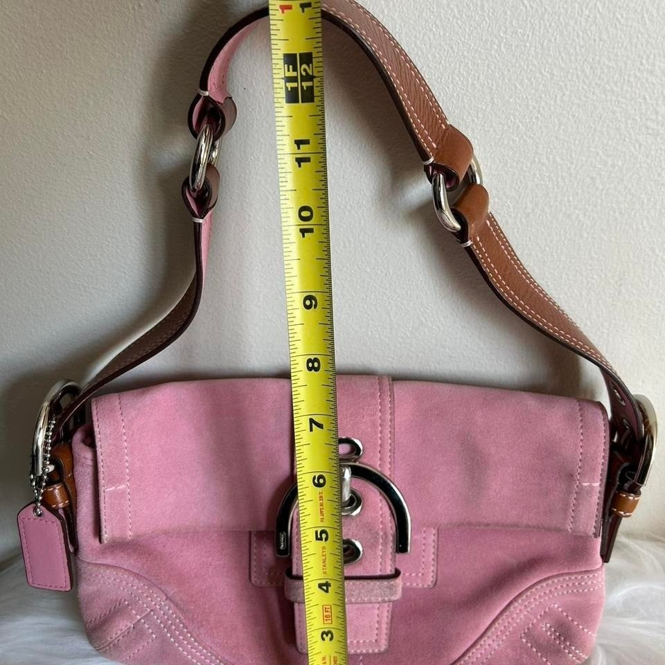 Coach Soho Pink Suede Leather Buckle Flap Shoulder Bag 8A18 Good