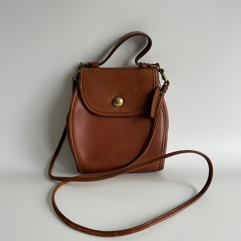 Coach Derby 9904 British Tan Glovetanned Leather Crossbody Bag Good