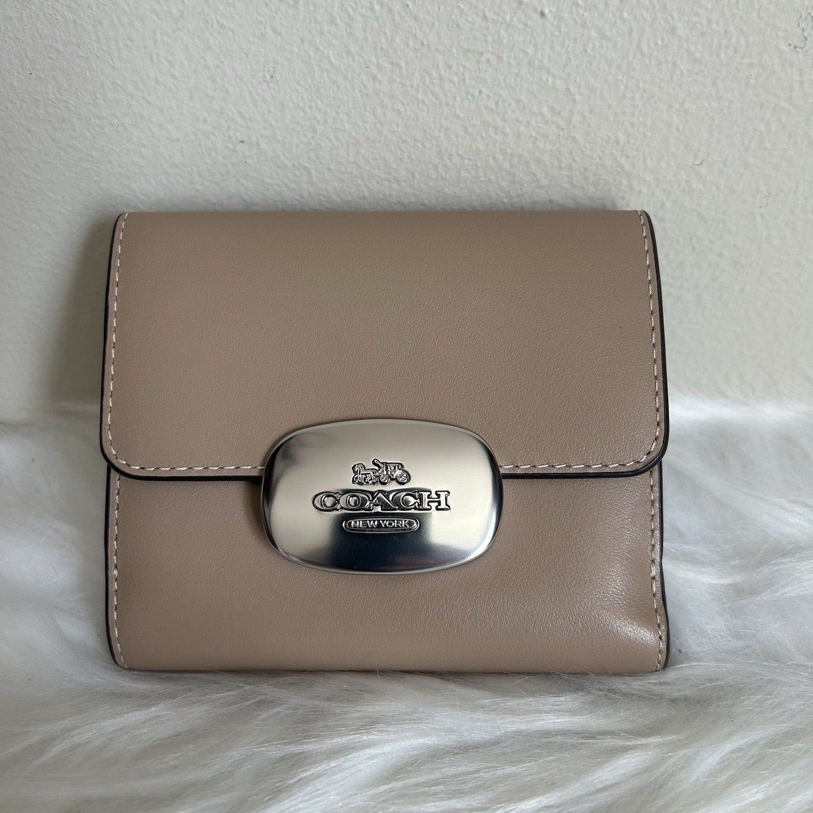 Coach Eliza Taupe Leather Small Wallet NWT CP254