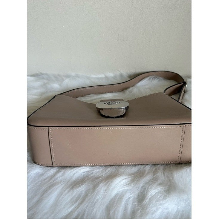 Coach Eliza Shoulder Bag Beige Leather Silver Hardware CP004