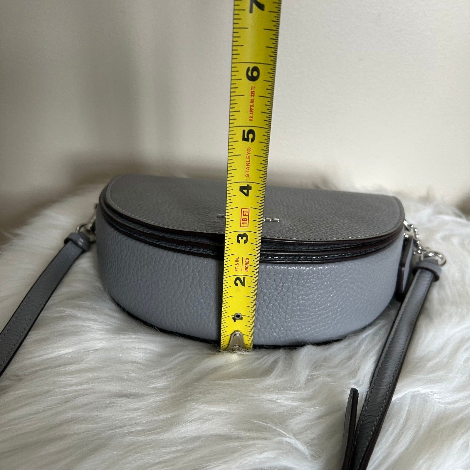 Coach Ellen Grey Pebbled Leather Crossbody Bag Excellent