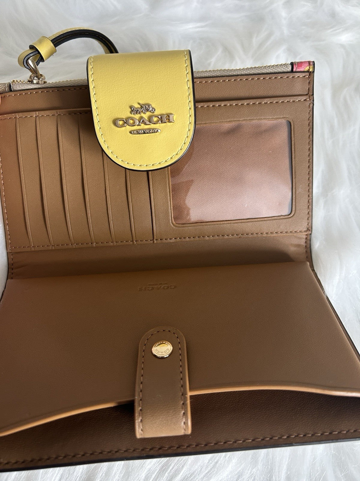 COACH Tech Wallet In Signature Canvas With Dreamy Veggie Print