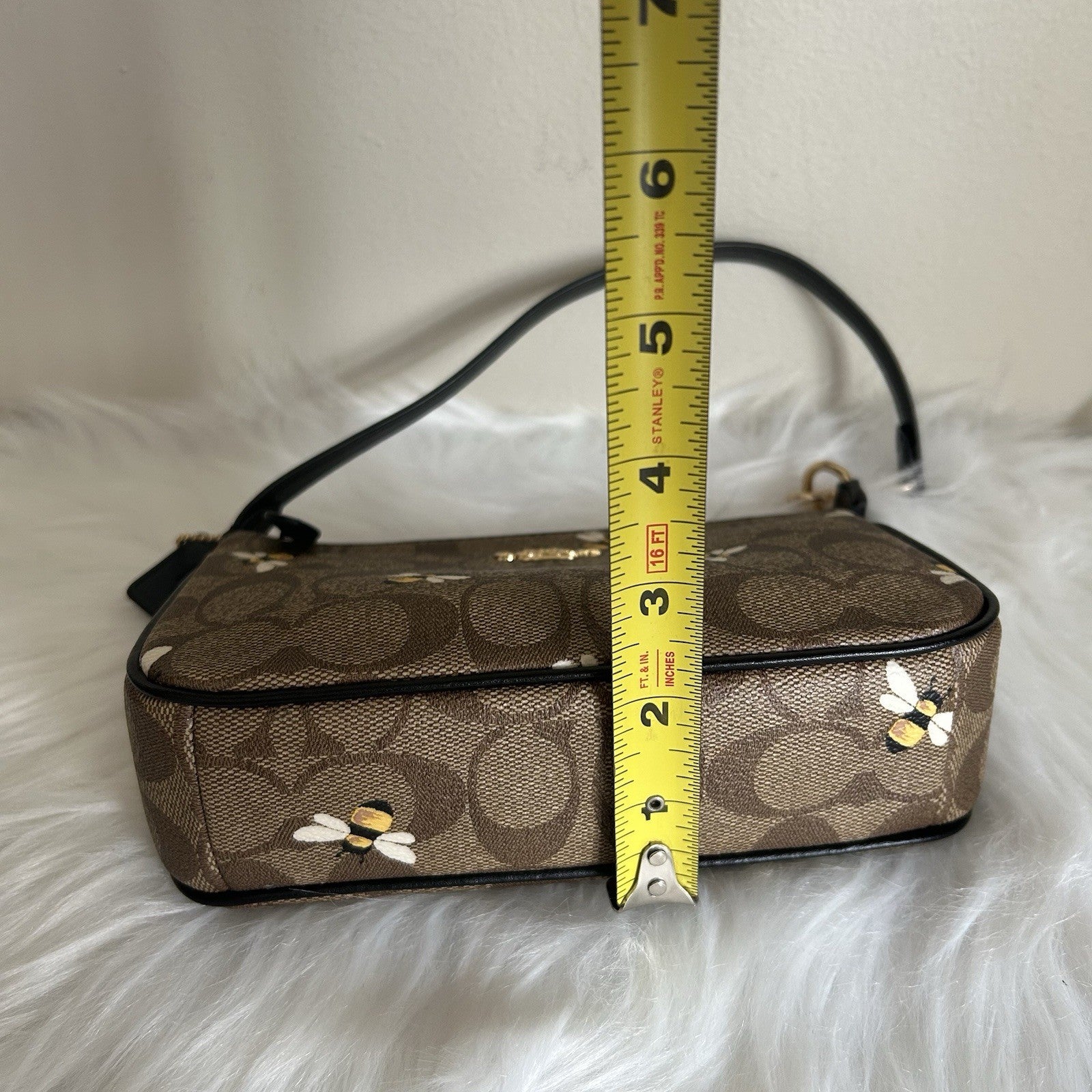 Coach Nolita 19 Bee Print Khaki Signature Canvas Wristlet Bag Excellent