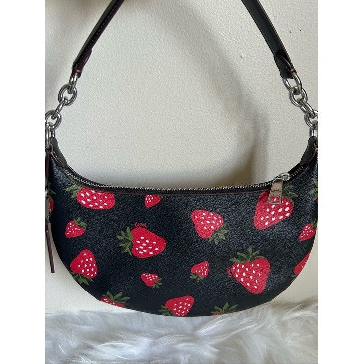 Coach Payton Hobo Black Strawberry Pebbled Leather Shoulder Bag Good