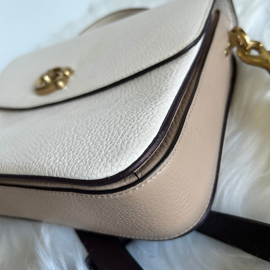 Coach Cassie 19 Chalk White Pebbled Leather Crossbody Bag Fair