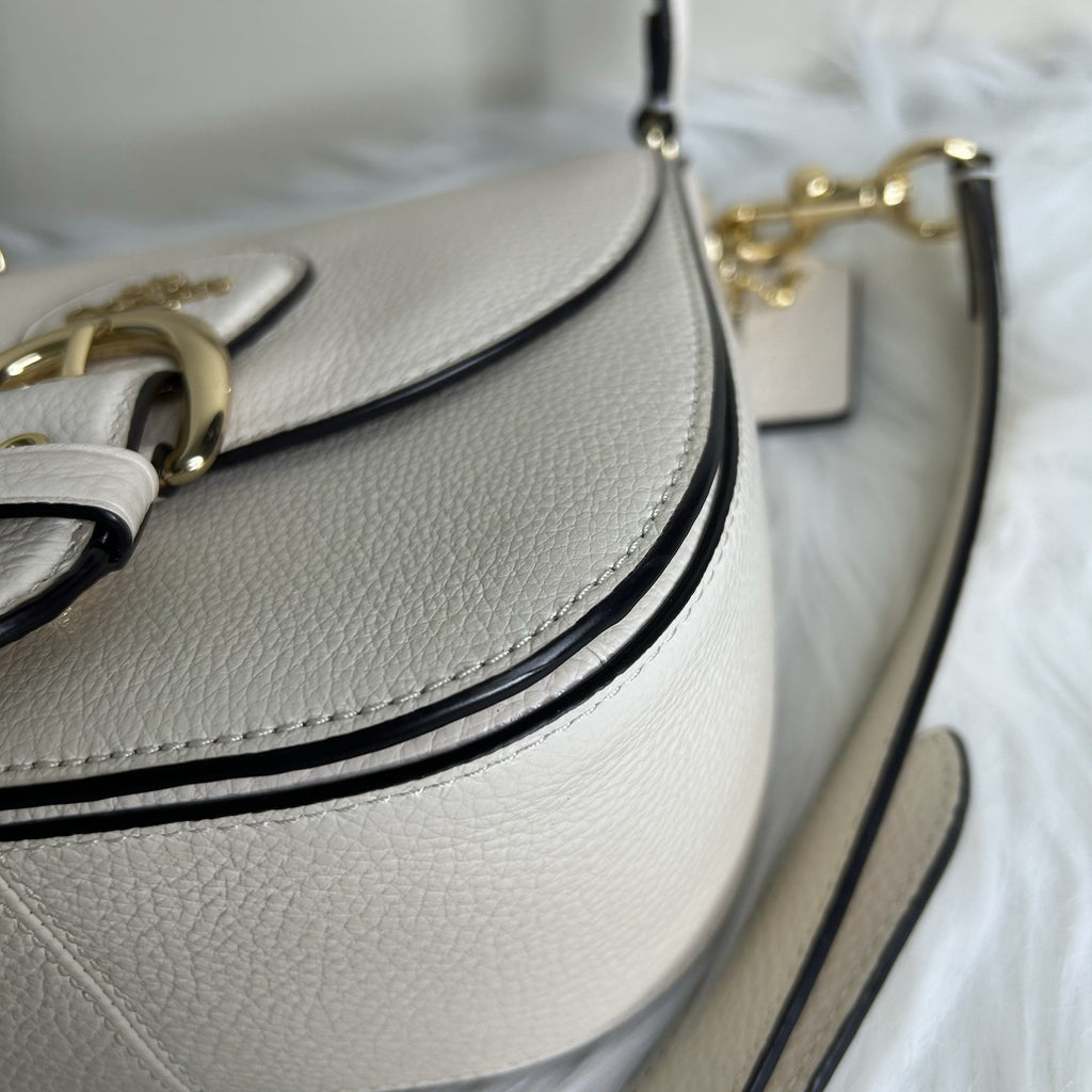 Coach Kleo 17 Chalk White Pebbled Leather Shoulder Bag Excellent