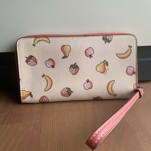 Coach Accordion Fruit Print Chalk White Leather Wallet Excellent