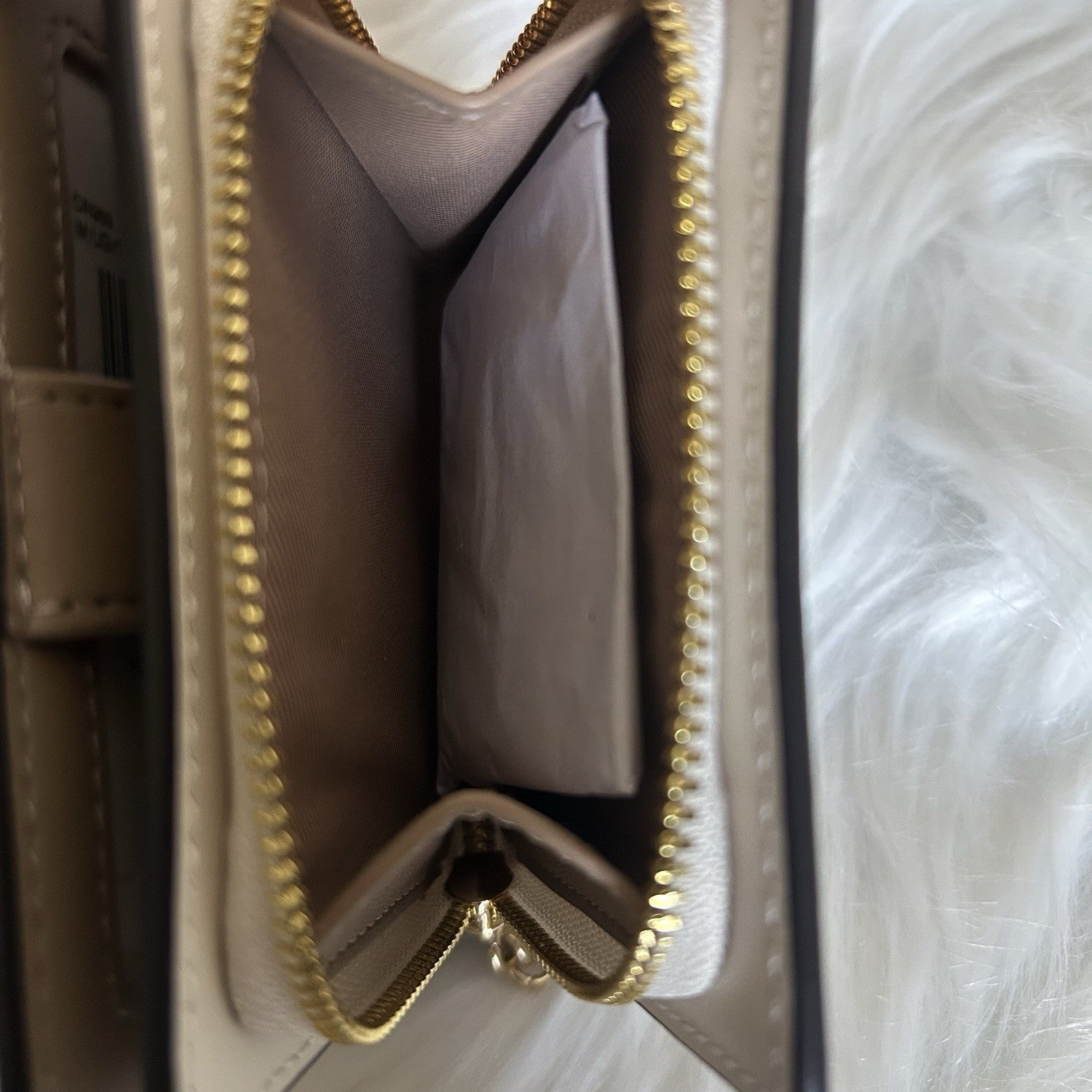 Coach Billfold Wallet Signature Canvas Prairie Rose Floral Khaki Chalk CR969 NEW