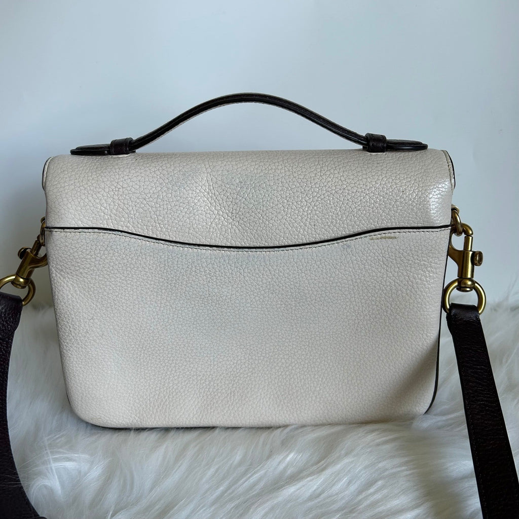 Coach Cassie 19 Chalk White Pebbled Leather Crossbody Bag Fair