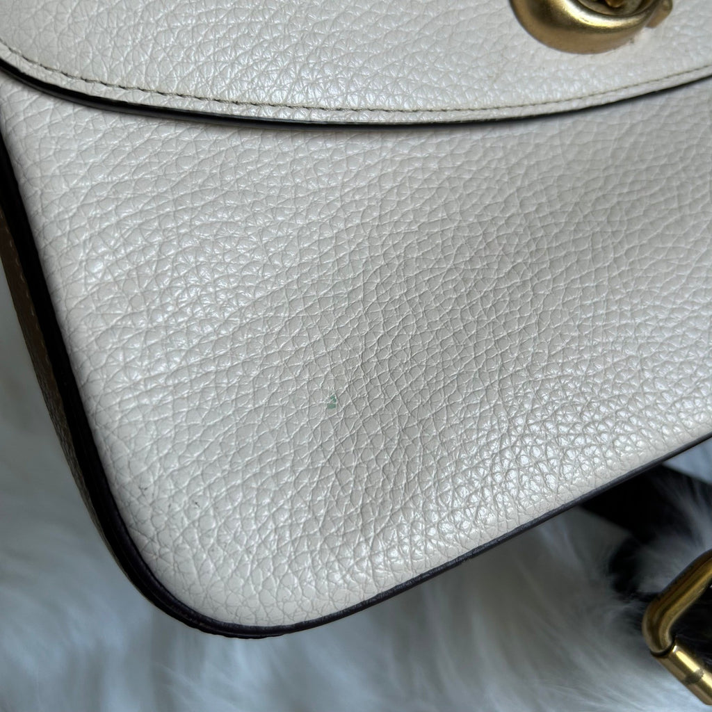 Coach Cassie 19 Chalk White Pebbled Leather Crossbody Bag Fair
