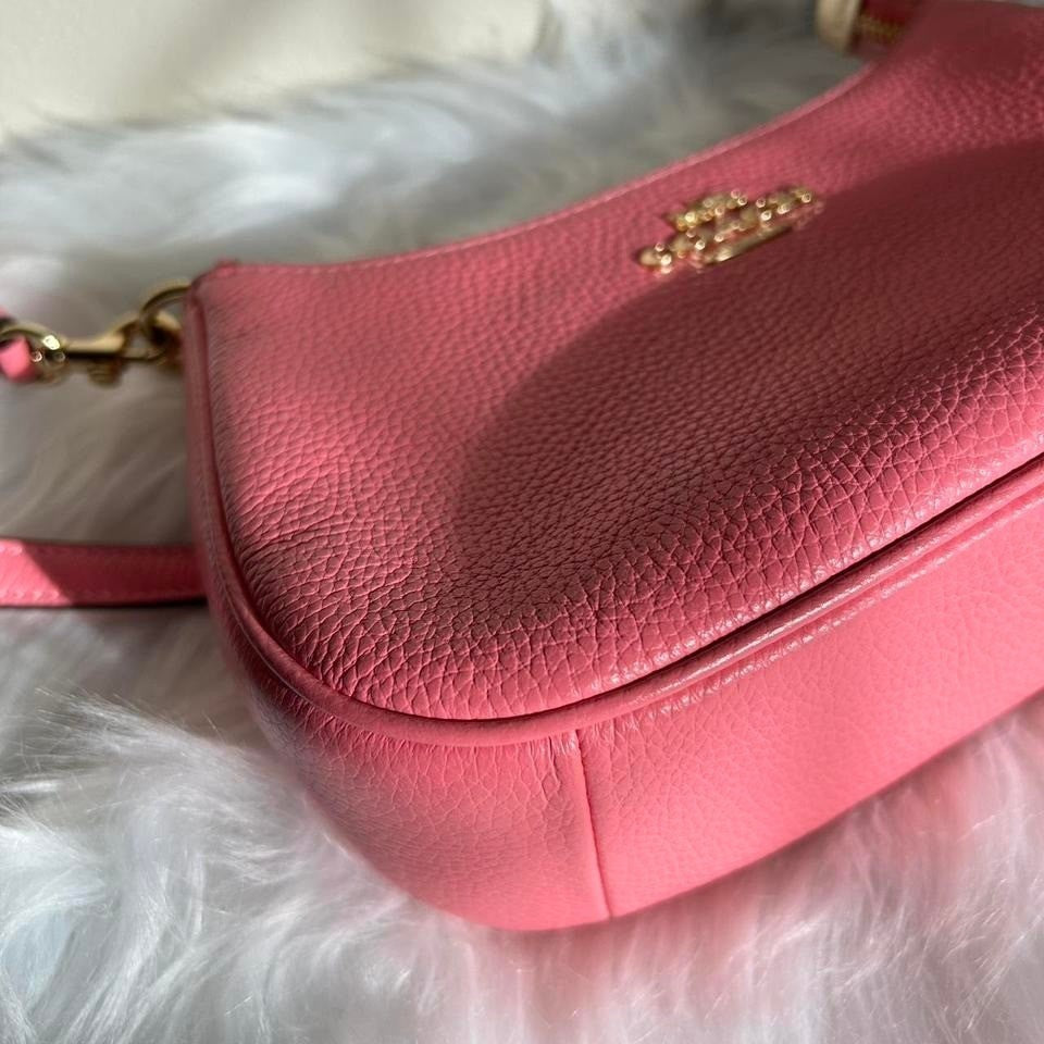 Coach Teri Pink Pebbled Leather Shoulder Bag Excellent