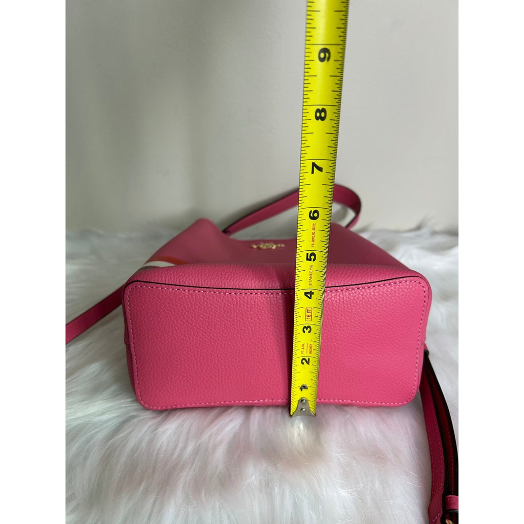 Coach Small Town Bucket Bag Confetti Pink Pebble Leather Shoulder Bag Excellent
