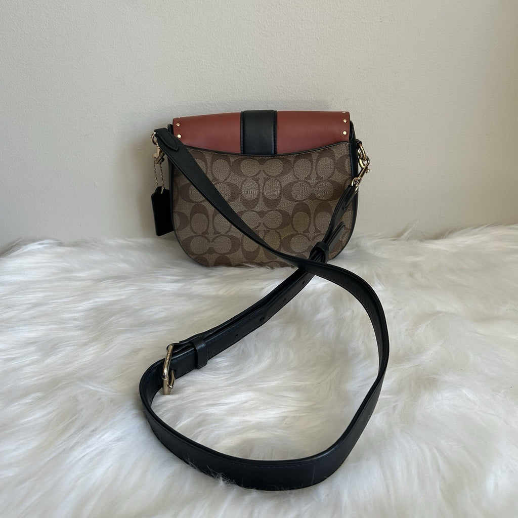 Coach Georgie Saddle Bag Brown Black Signature Canvas Leather Excellent