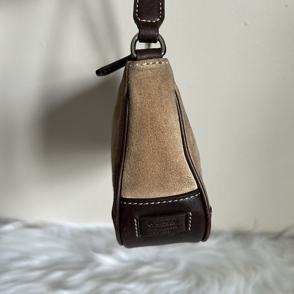 Coach Vintage Hampton Demi 7753 Tan Suede Brown Leather Baguette Bag Good