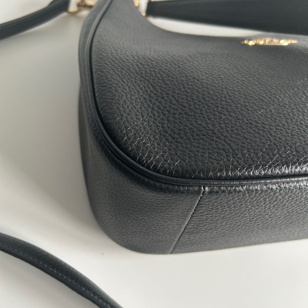Coach Teri Hobo Black Pebbled Leather Shoulder Bag Excellent