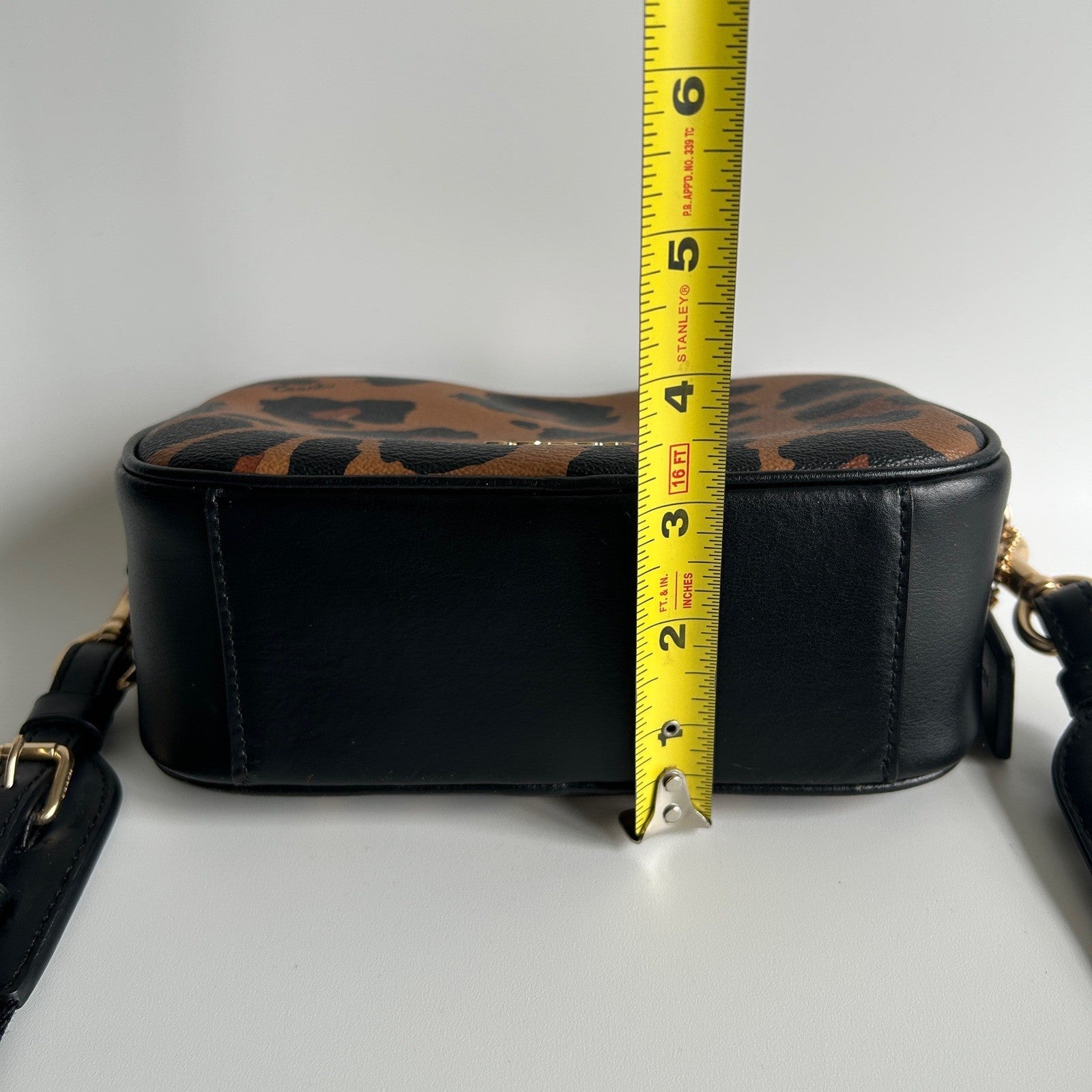 Coach Jamie Camera Bag Leopard Print Coated Canvas Crossbody Excellent