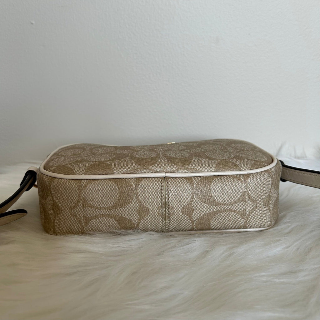 Coach Mini Jamie Light Khaki Chalk Signature Canvas Camera Bag Good