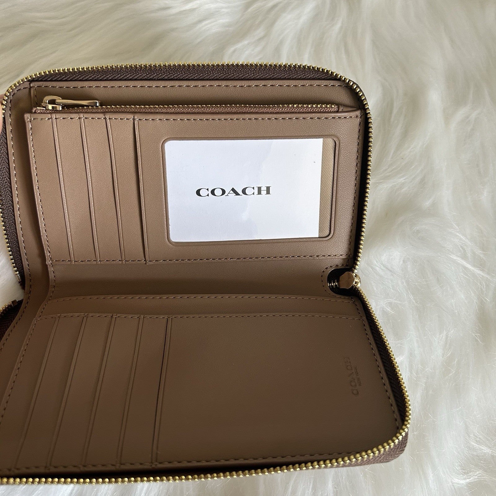 Coach CW781 Medium ID Zip Wallet Signature Canvas Tan Brown Monogram Gold Tone