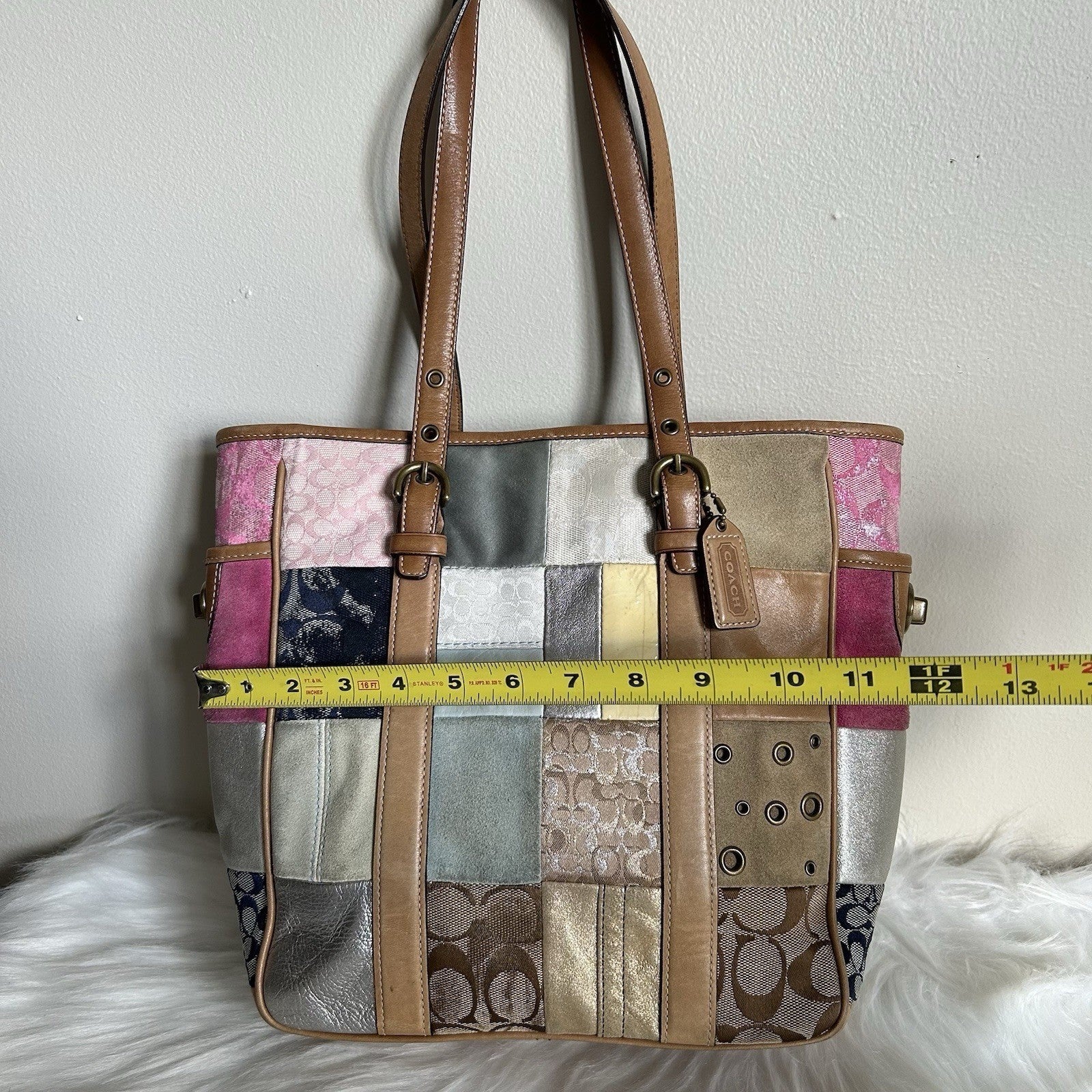 Coach Holiday Patchwork Multi Mixed Leather Tote Bag B06Q-10001 Good