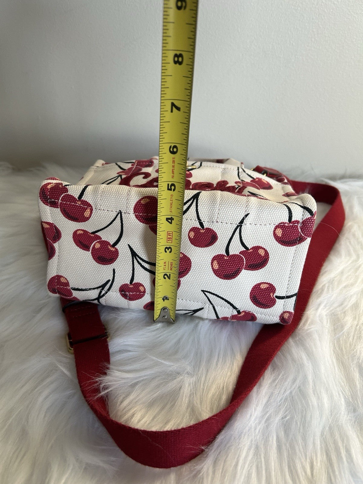COACH Mini Cargo Tote Bag 20 Cherry Print