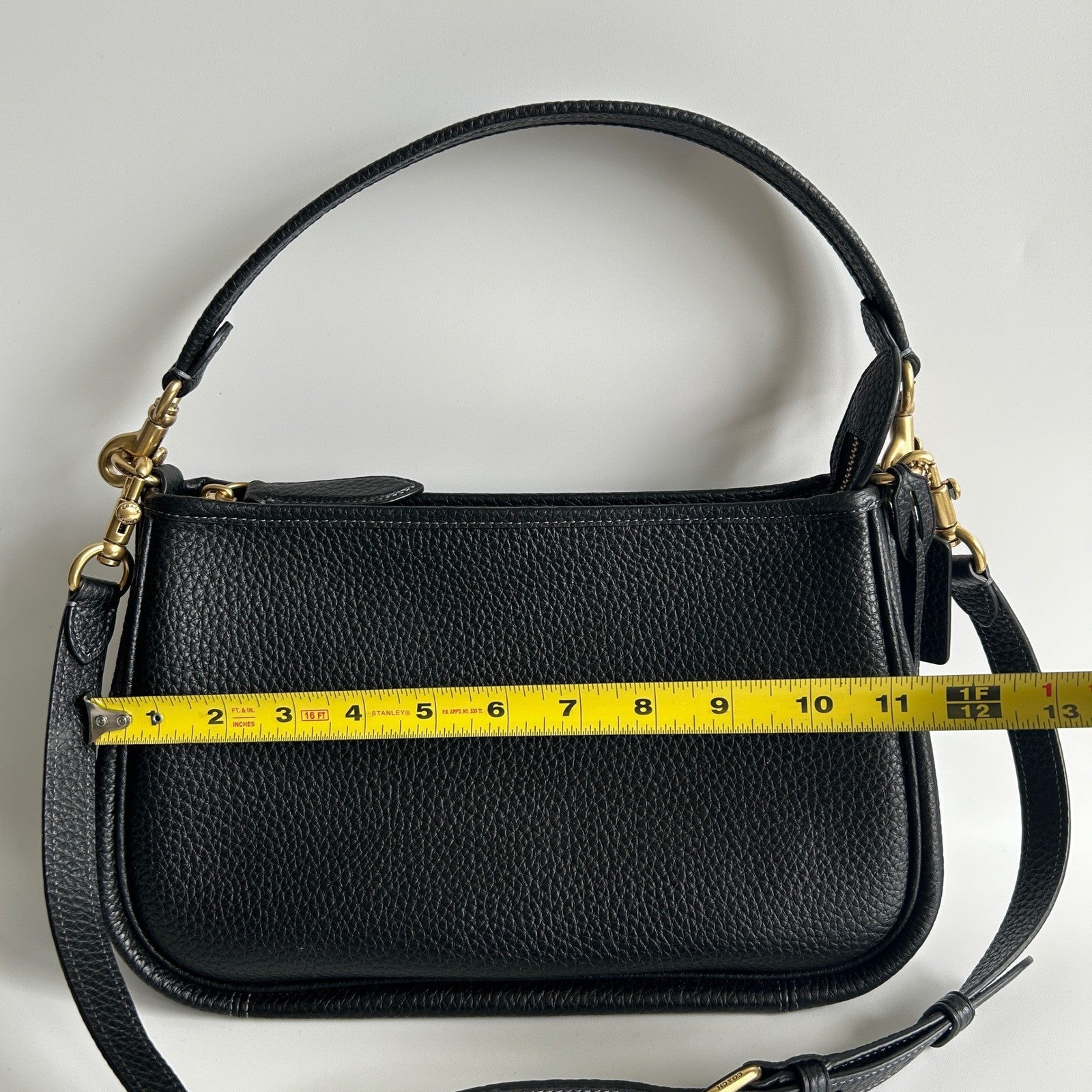 Coach Cary Black Pebbled Leather Crossbody Shoulder Bag CC437 Excellent