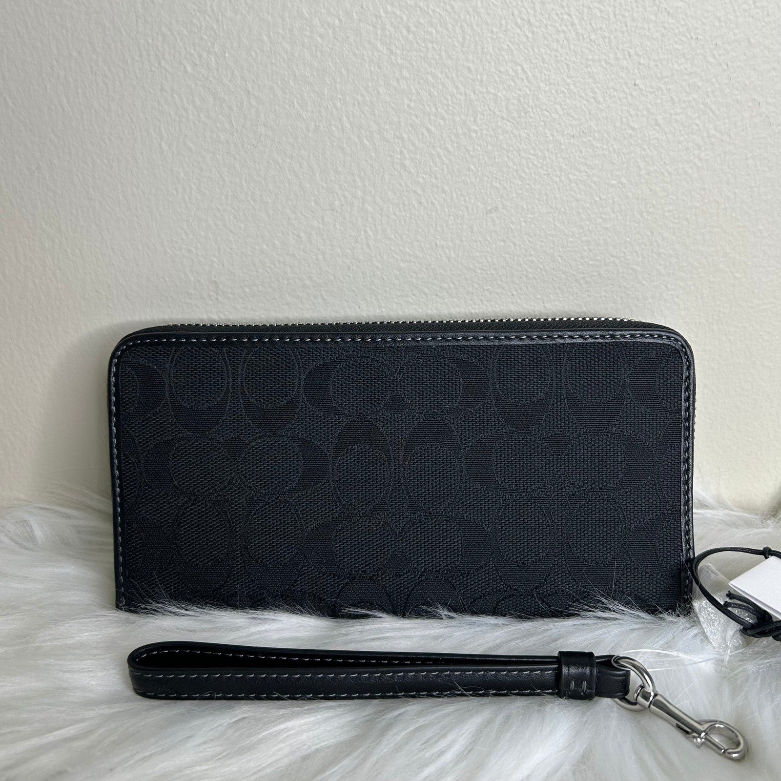 Coach CU150 Black Signature Jacquard Long Zip Around Wallet NWT