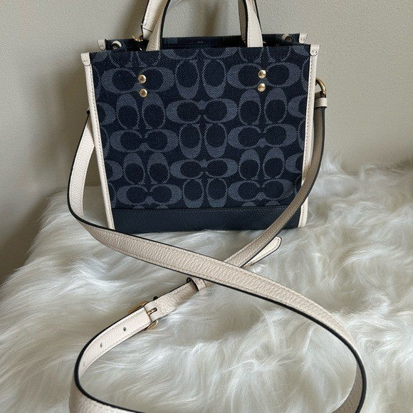Coach Dempsey 22 Navy Chalk Signature Jacquard Leather Crossbody Bag Excellent