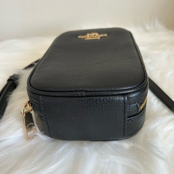 Coach Eva Phone Crossbody Black Pebbled Leather Bag Excellent