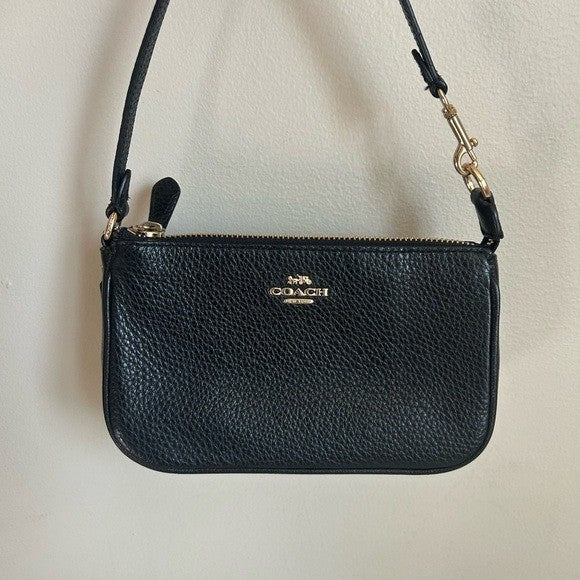 Coach Nolita 19 Black Pebbled Leather Wristlet Bag Excellent