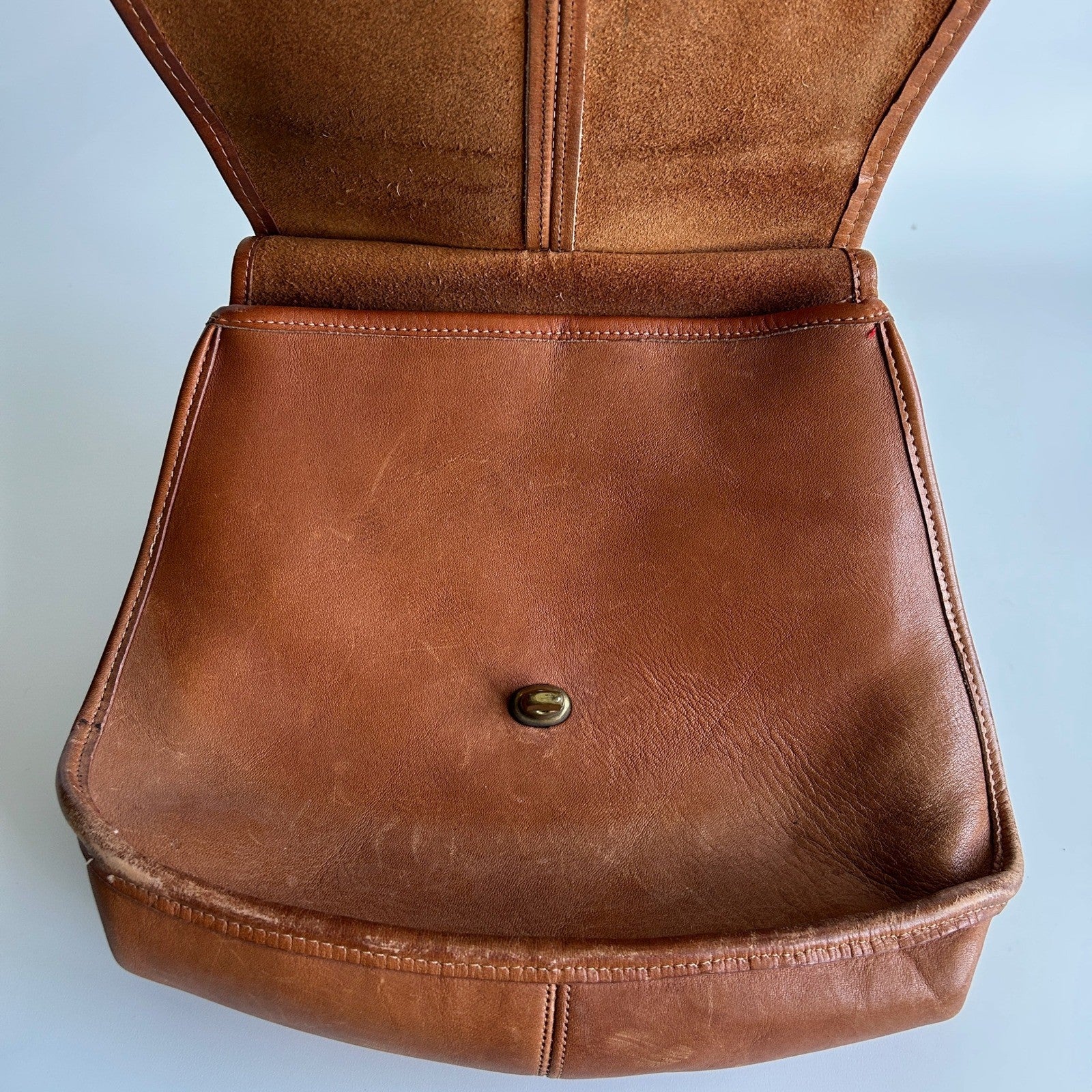 Coach Crescent Saddle 9235 British Tan Leather Shoulder Bag Good