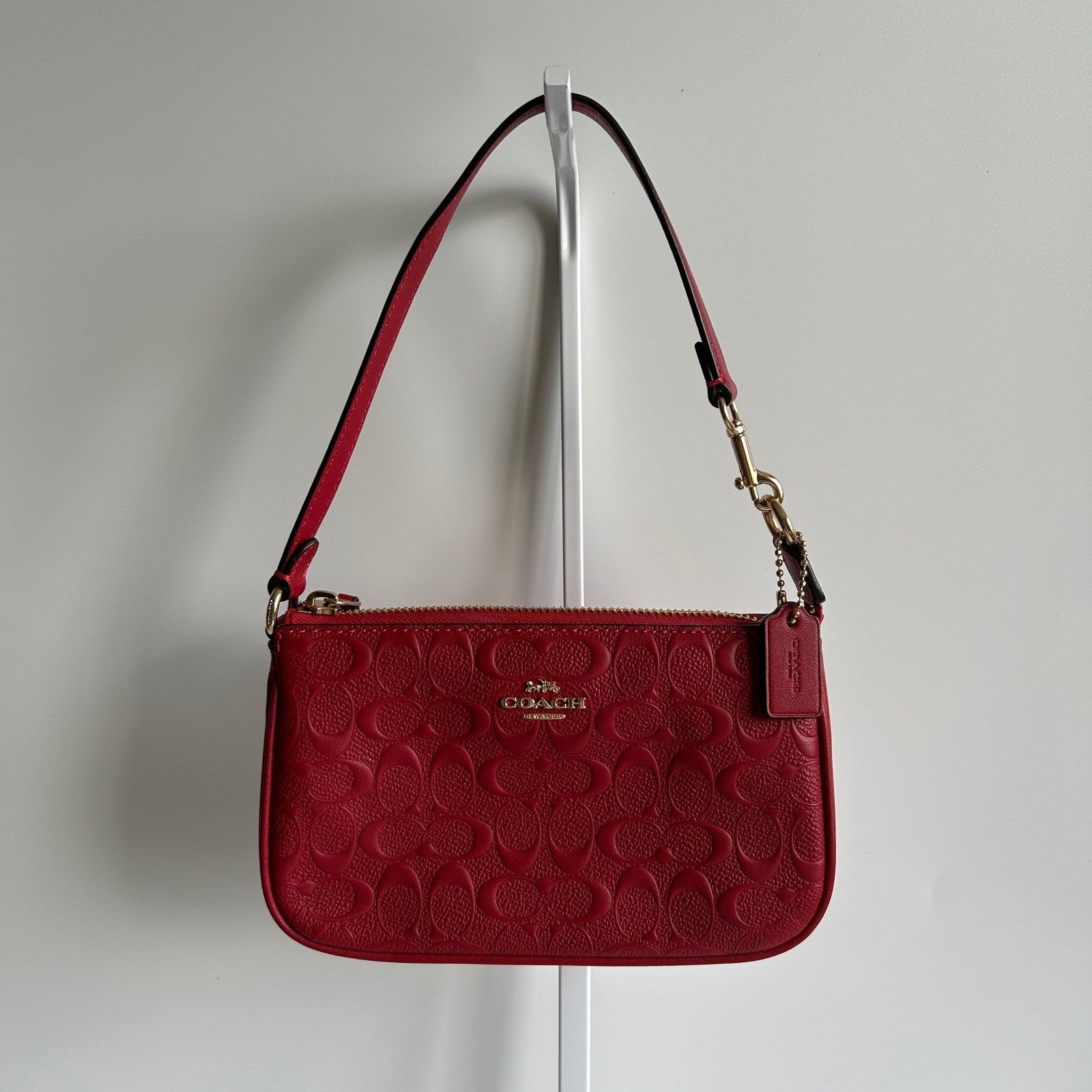 Coach Nolita 19 Red Signature Leather Wristlet Shoulder Bag C7362 Excellent