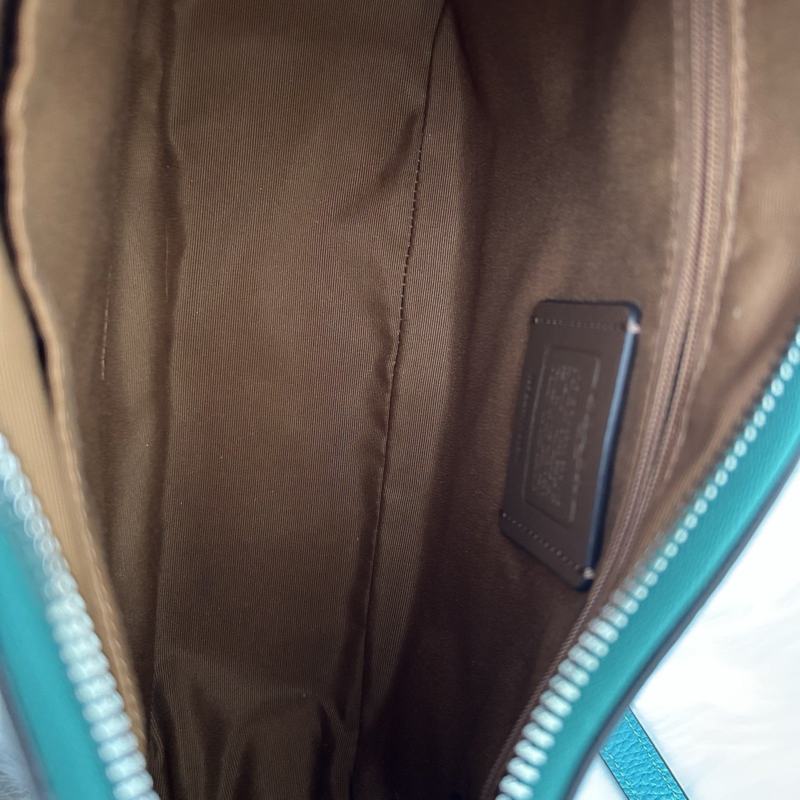 Coach Teri Hobo Teal Pebbled Leather Shoulder Bag Excellent
