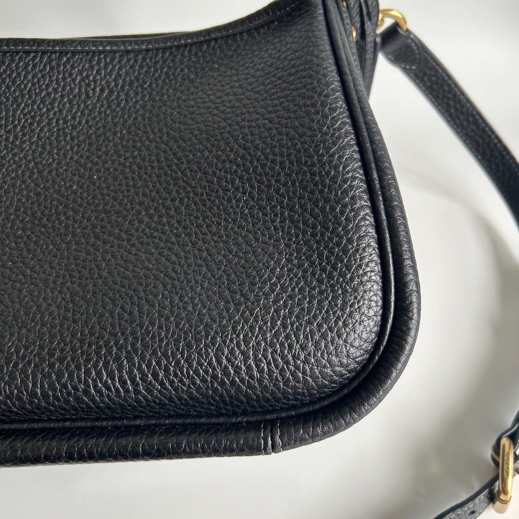 Coach Cary Black Pebbled Leather Crossbody Shoulder Bag CC437 Excellent