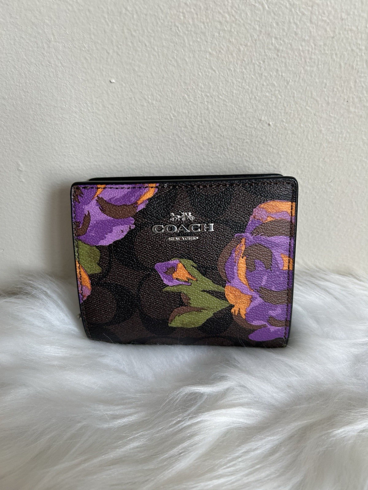 NWOT Coach Snap Wallet In Signature Canvas With Rose Print